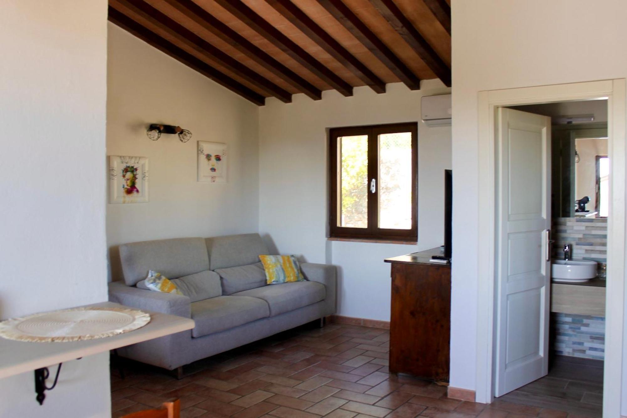 Agriturismo Suite Del Conte سان فينتْشينسو المظهر الخارجي الصورة