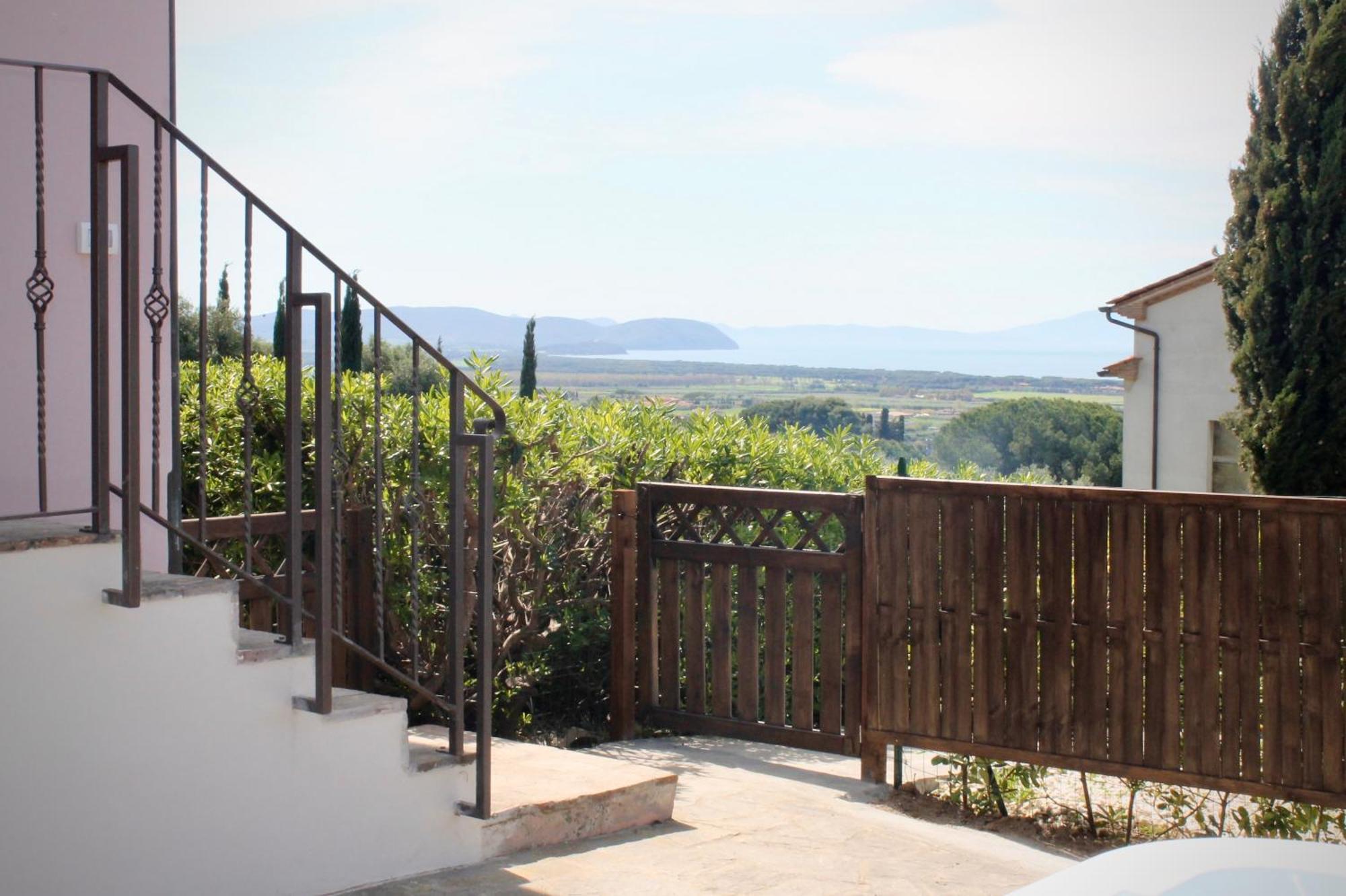 Agriturismo Suite Del Conte سان فينتْشينسو المظهر الخارجي الصورة