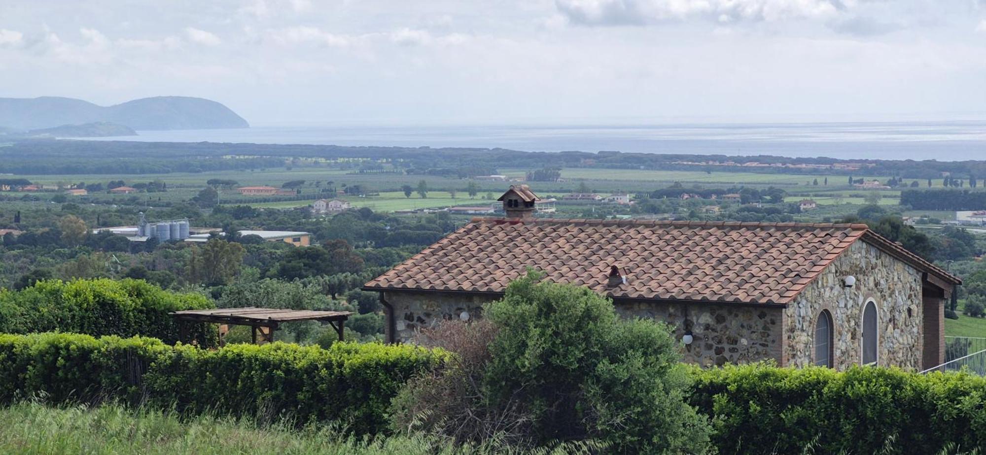 Agriturismo Suite Del Conte سان فينتْشينسو المظهر الخارجي الصورة
